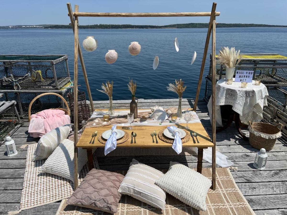 Seawatch Bed & Breakfast Bed & Breakfast Халифакс Екстериор снимка