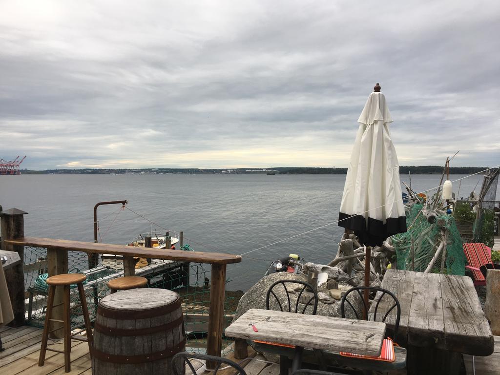 Seawatch Bed & Breakfast Bed & Breakfast Халифакс Екстериор снимка